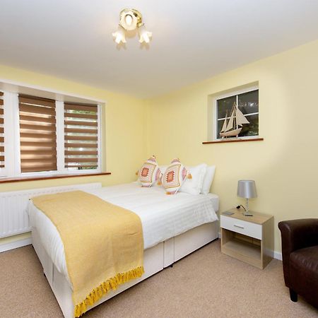 Quest Fulfiller - Near General Hospital, Free Parking & Garden Apartment Southampton Bagian luar foto
